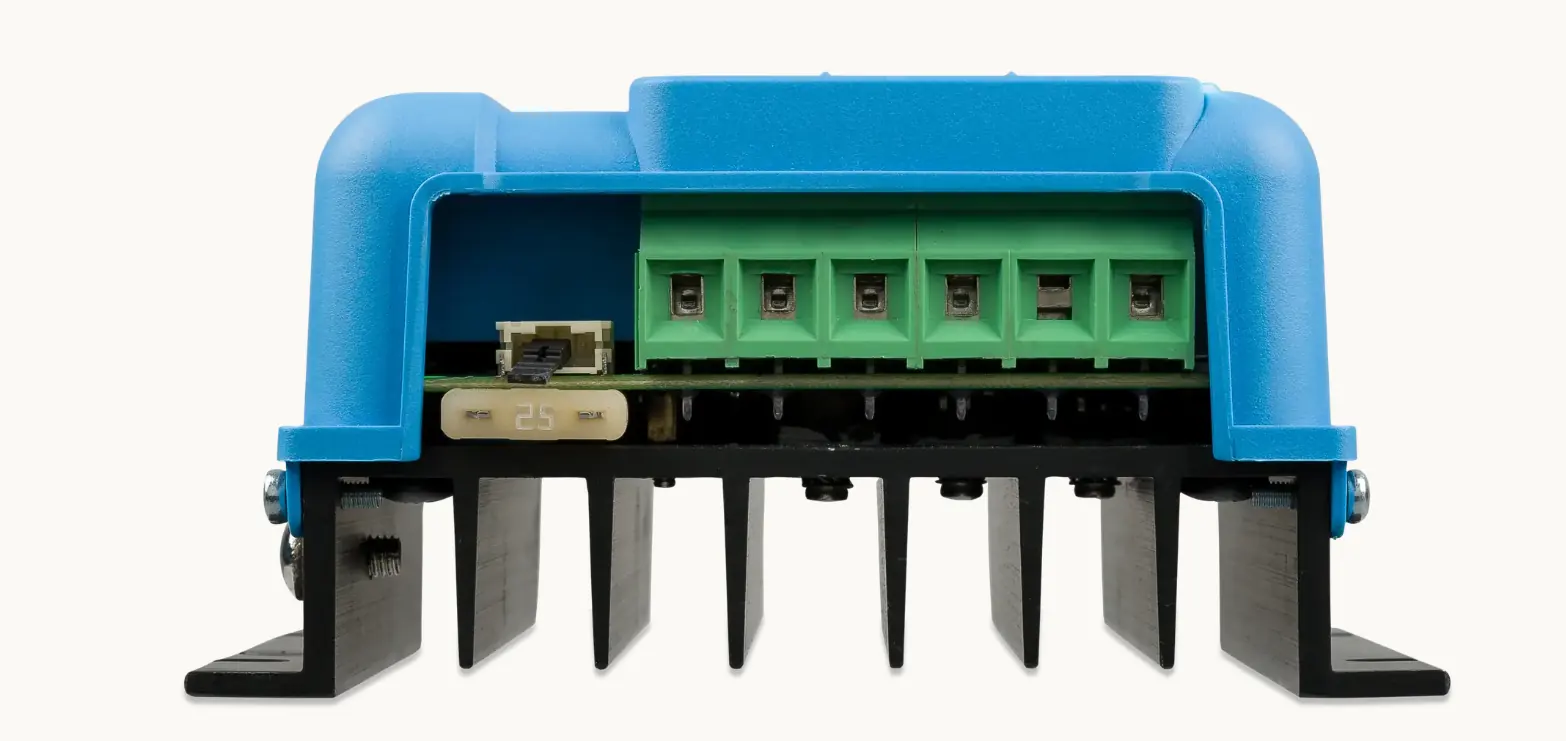 Victron Energy 100/20 Solar Charge Controller - Image 5